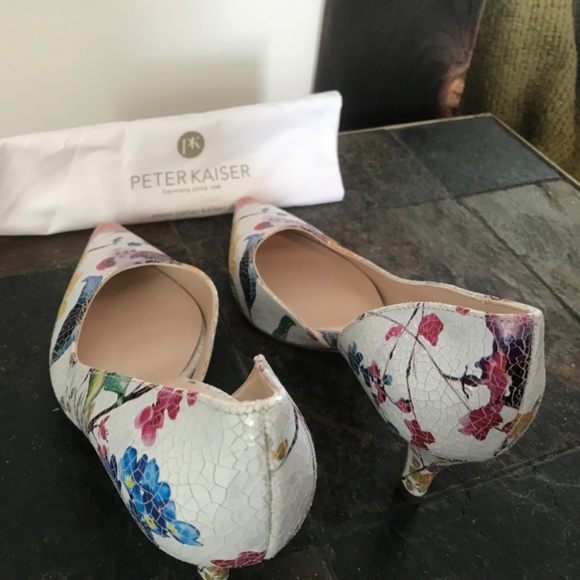 Peter Kaiser Pumps - Picture 2 of 8